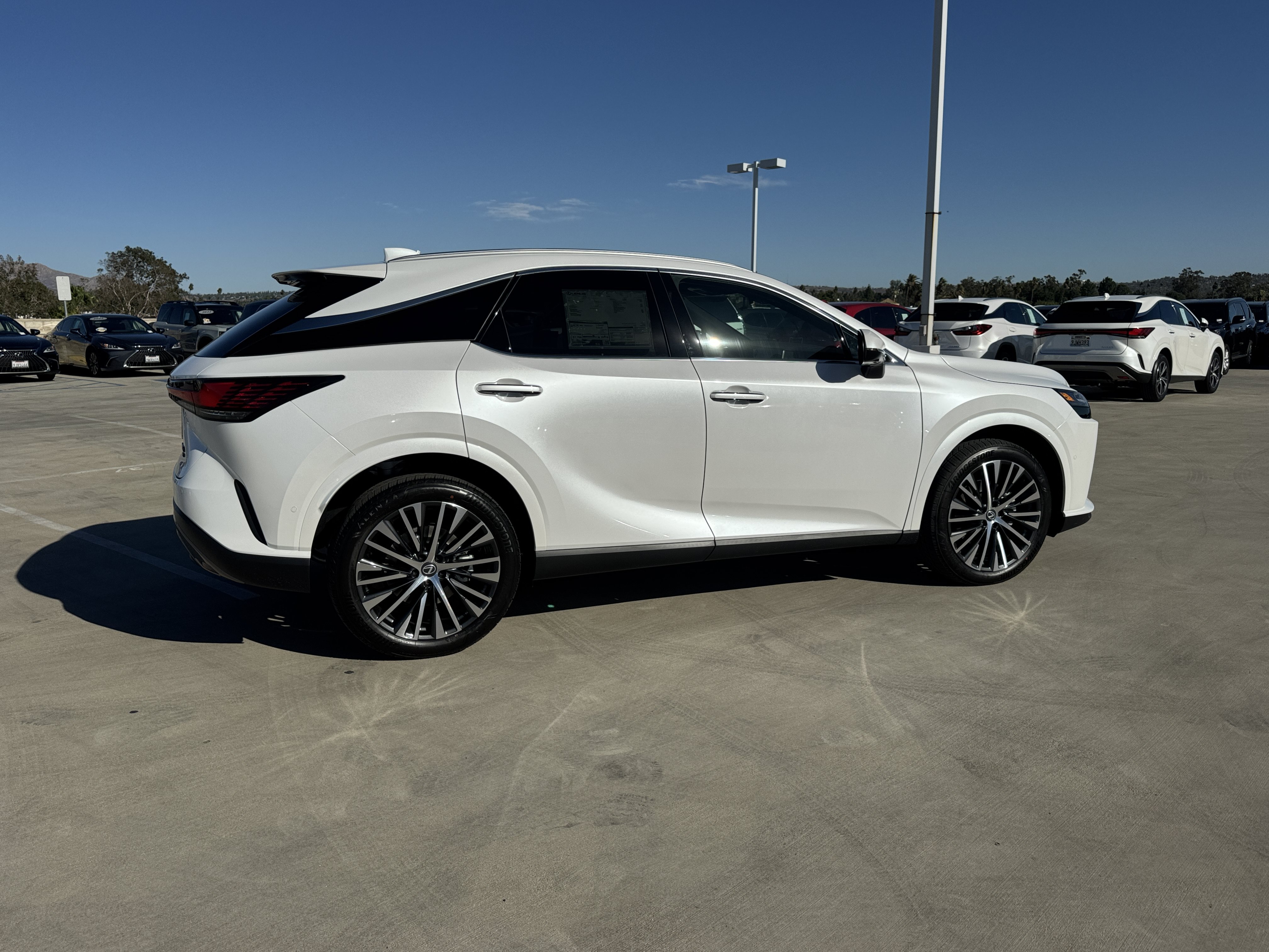 New 2026 Lexus RX 350 w/ Convenience Package AWD/4WD image 10