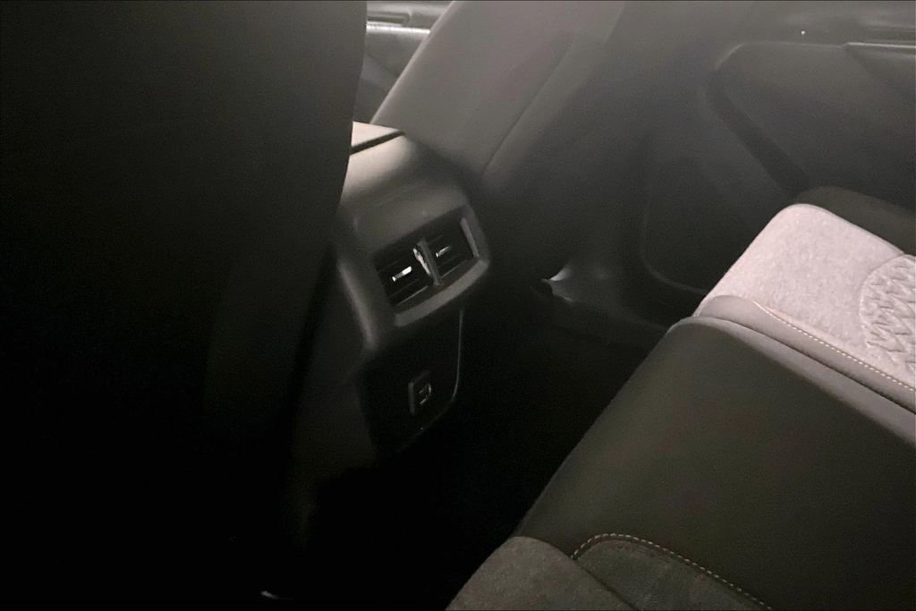 Used 2022 Chevrolet Equinox LT AWD/4WD image 10