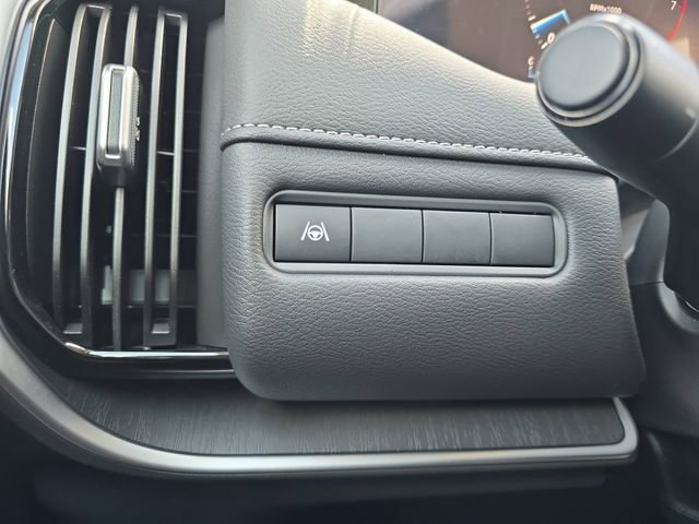 New 2026 Nissan Armada SV image 10