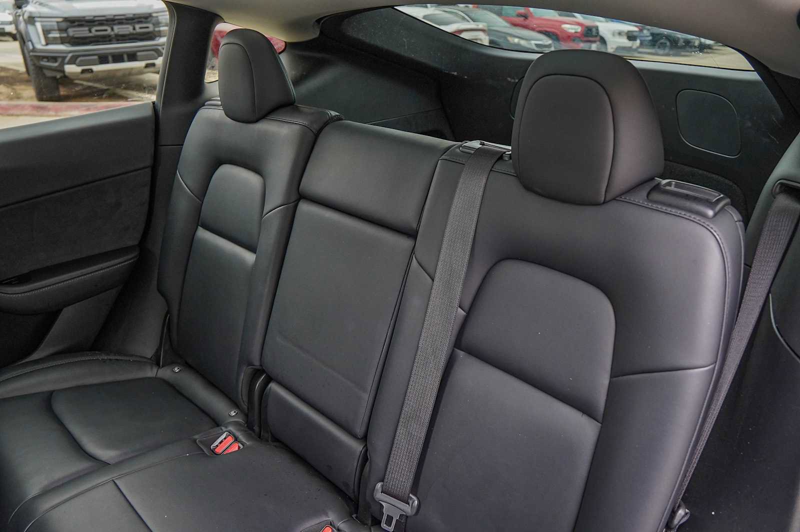 Used 2021 Tesla Model Y Long Range image 27