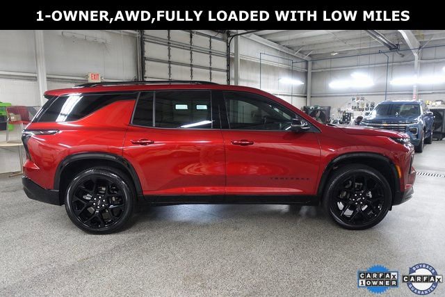 Used 2024 Chevrolet Traverse RS w/ LPO, Floor Liner Package AWD/4WD image 8