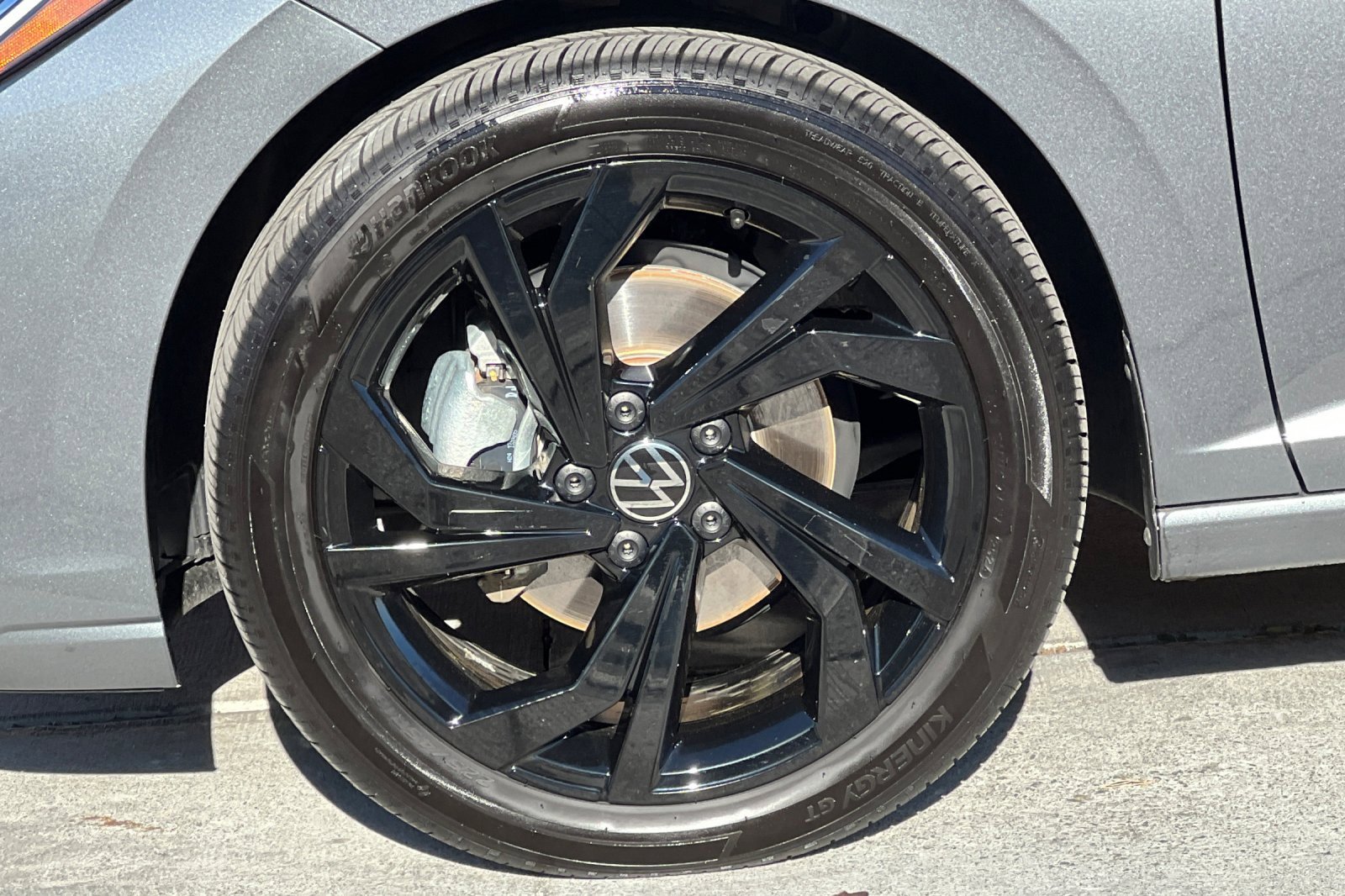 Certified 2025 Volkswagen Jetta SE image 25