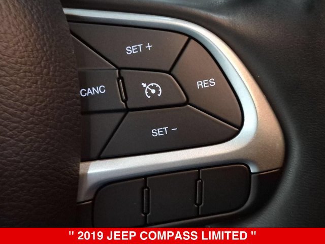 Used 2019 Jeep Compass Limited AWD/4WD image 19