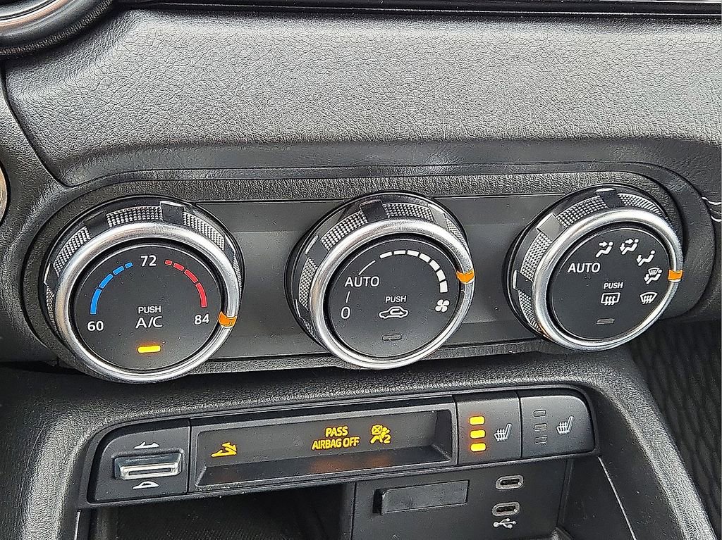 Used 2024 MAZDA MX-5 Miata RF Grand Touring w/ Weather Package image 28