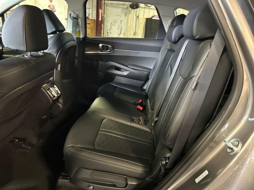 New 2026 Kia Sorento EX image 23