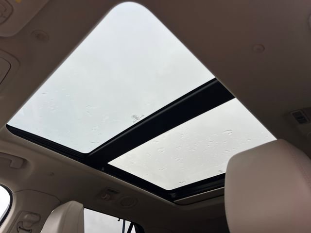 Used 2021 Ford Explorer Limited w/ Hybrid Equipment Group 310A image 21