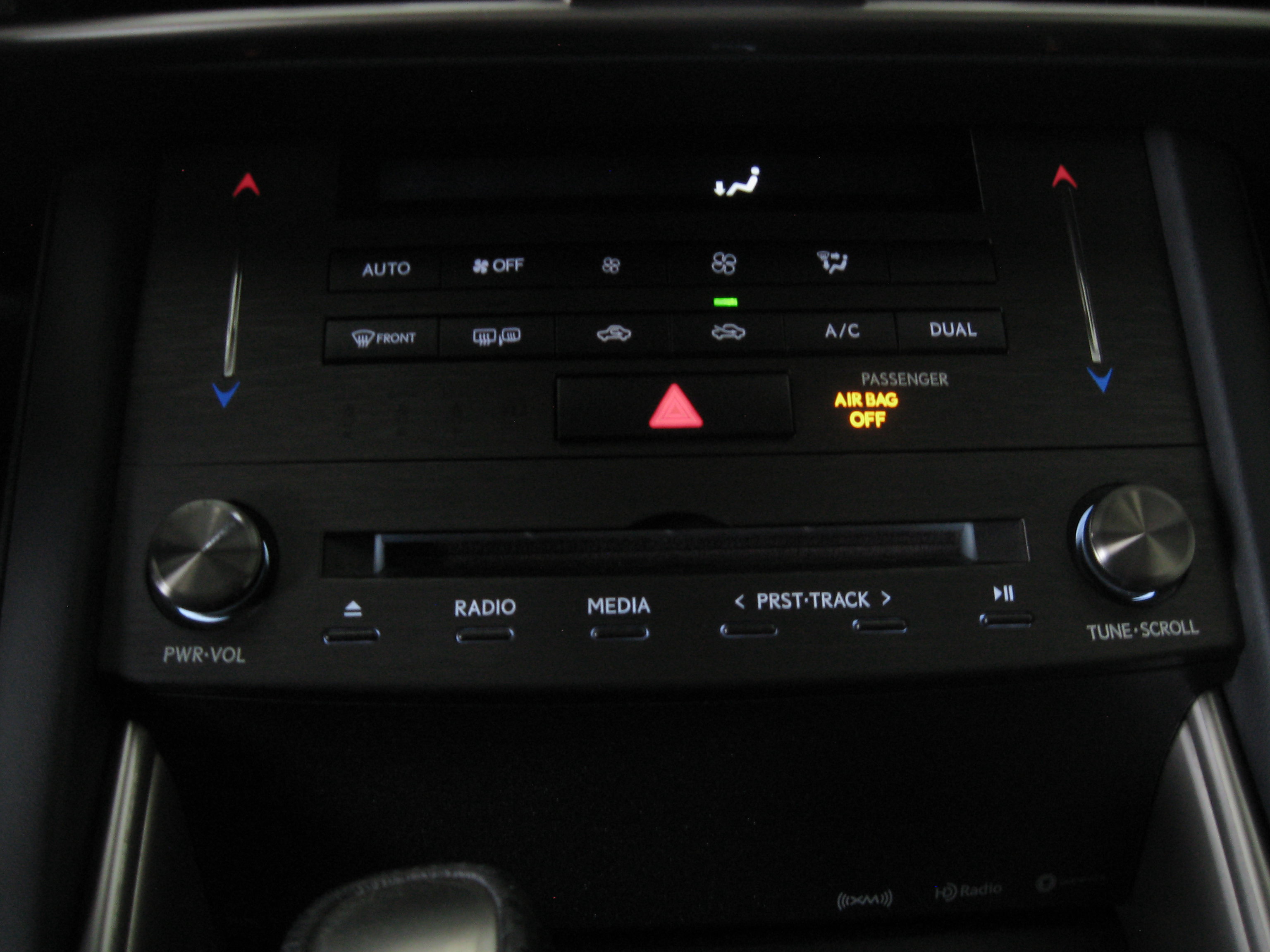 Used 2020 Lexus IS 350 F Sport w/ F Sport Package image 17
