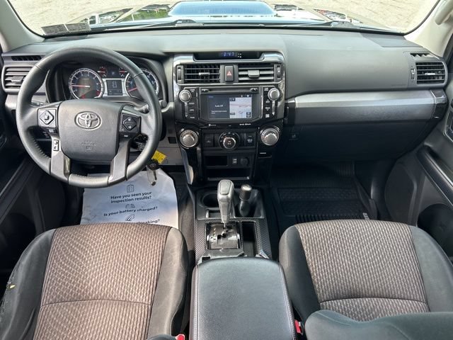 Used 2018 Toyota 4Runner TRD Off-Road AWD/4WD image 18