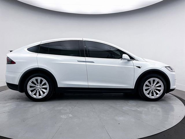 Used 2021 Tesla Model X Long Range image 17