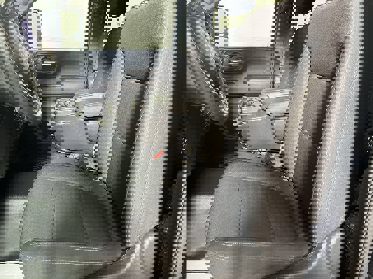 Used 2023 Chevrolet Silverado 2500 Custom w/ Custom Value Package image 15