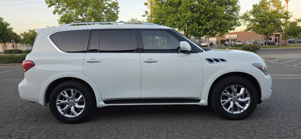 Used 2012 INFINITI QX56 4WD w/ Theater Pkg image 8
