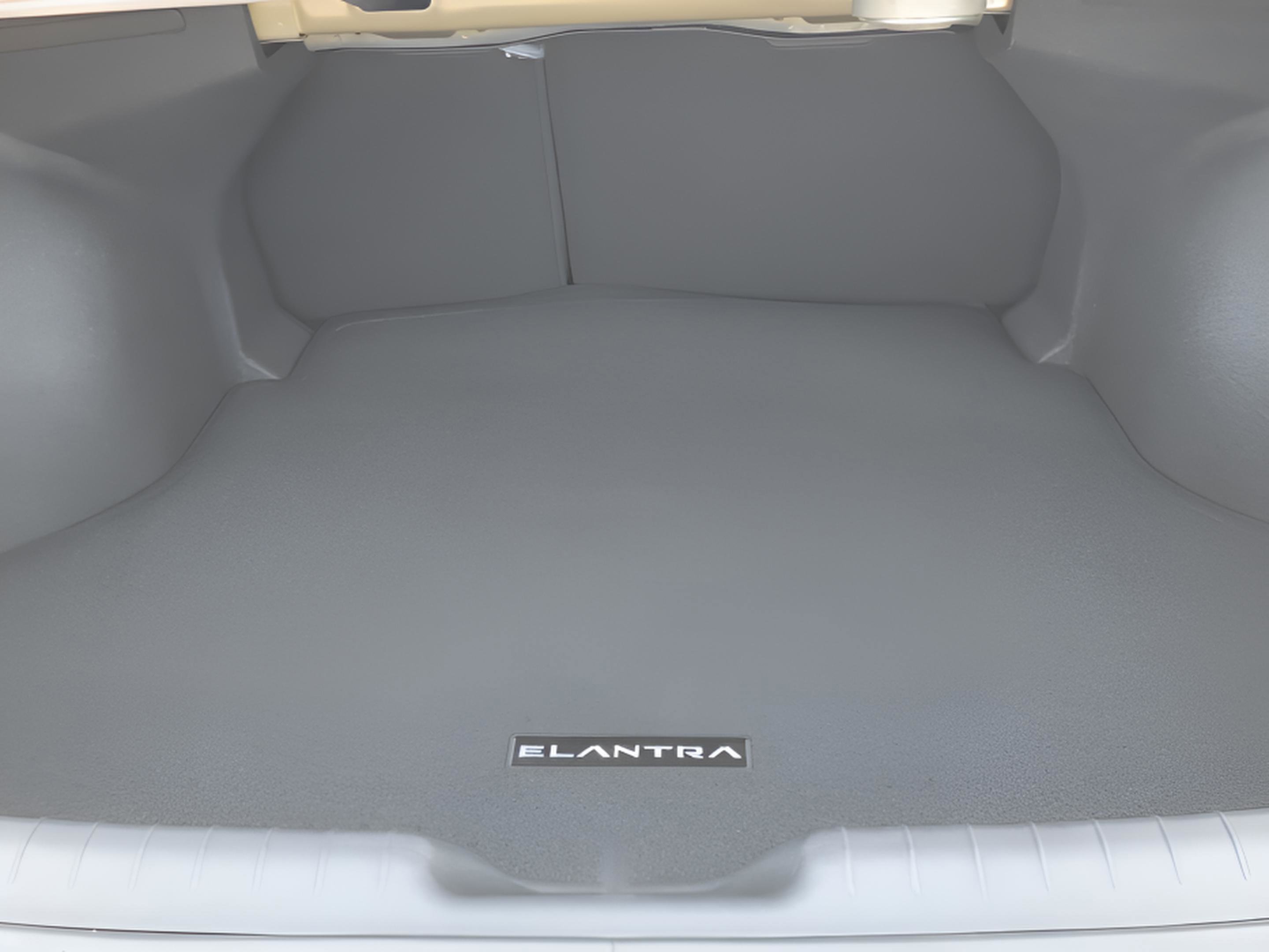 New 2026 Hyundai Elantra Limited FWD image 30