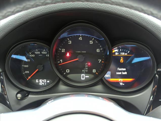 Used 2018 Porsche Macan AWD/4WD image 11