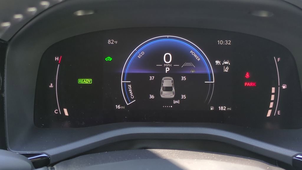 New 2026 Toyota Camry SE FWD image 21