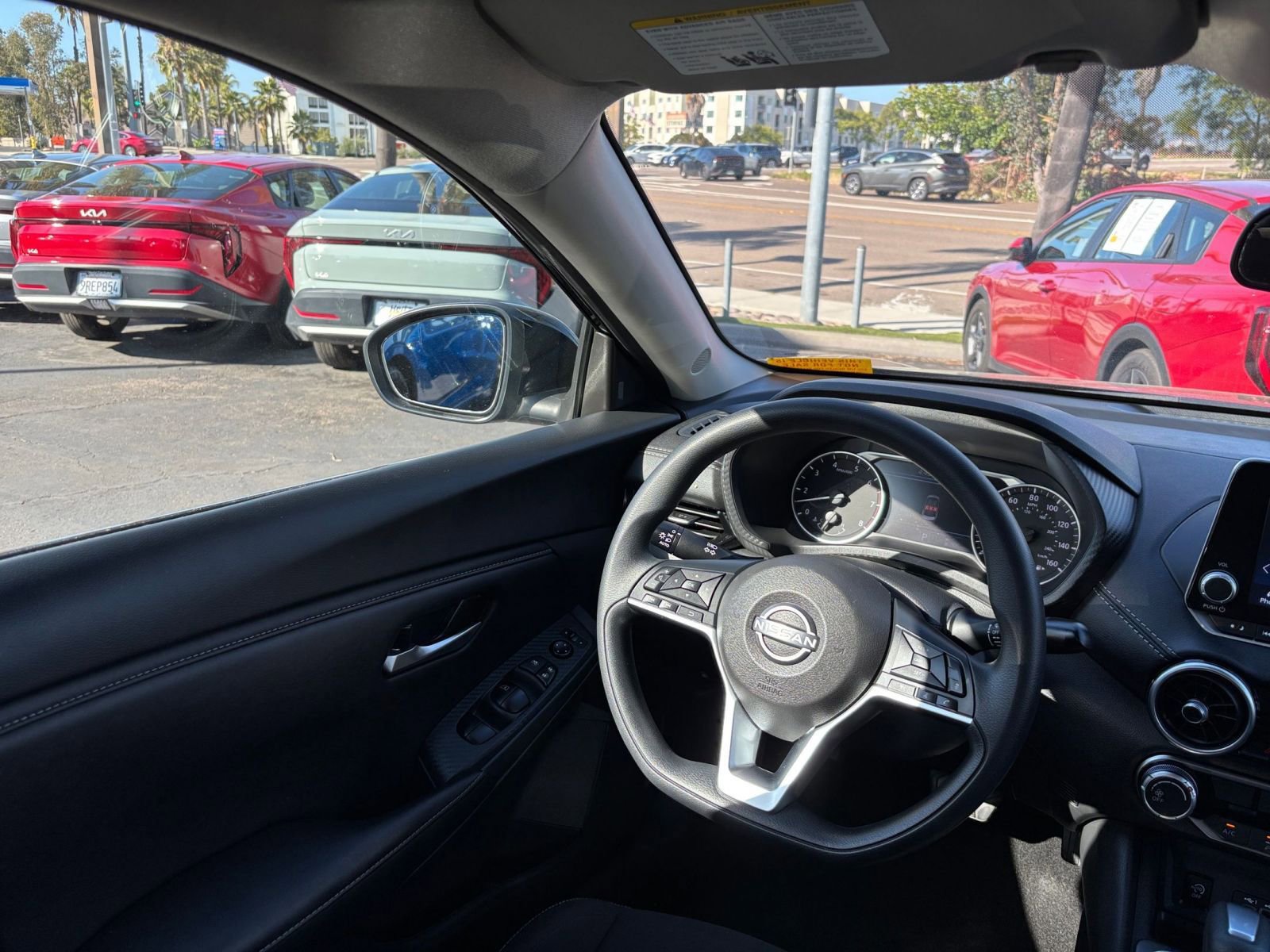 Used 2025 Nissan Sentra SV FWD image 32