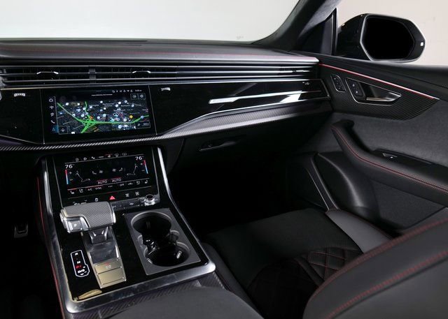 New 2026 Audi SQ8 Prestige image 17
