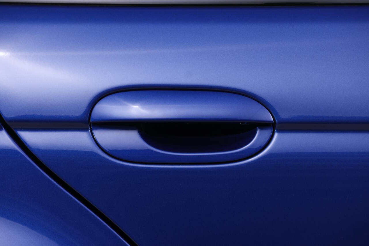 Used 2002 BMW M5 image 38