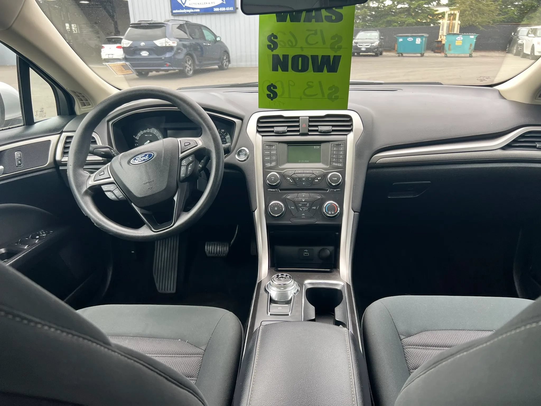 Used 2018 Ford Fusion SE FWD image 7