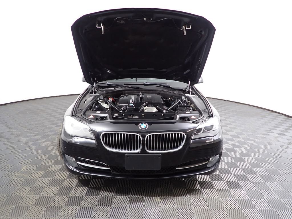Used 2013 BMW 535i xDrive Sedan image 5