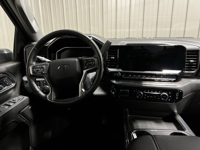Used 2024 Chevrolet Silverado 2500 LTZ w/ LTZ Plus Package image 32