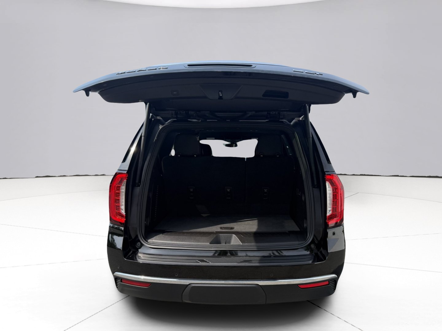 Used 2022 GMC Yukon SLT w/ SLT Luxury Package AWD/4WD image 33