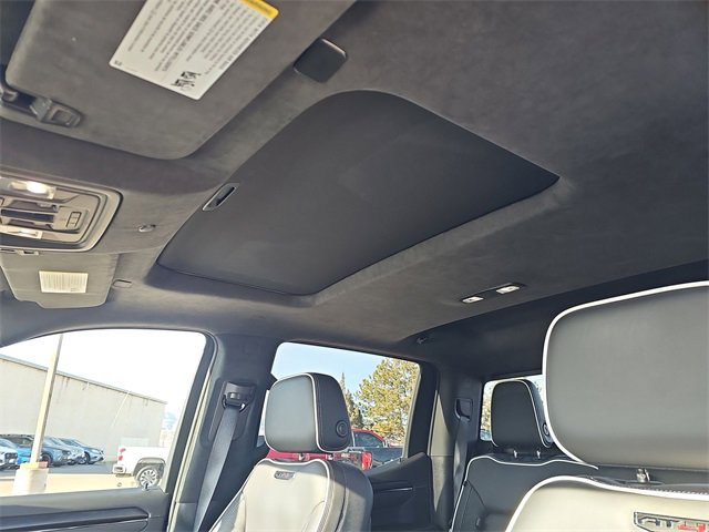 Used 2023 GMC Sierra 1500 AT4X image 15