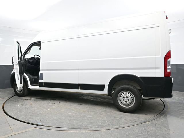 Used 2025 RAM ProMaster 2500 w/ Convenience Group image 39