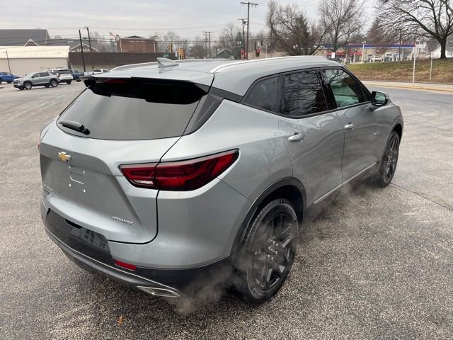 Used 2023 Chevrolet Blazer Premier image 5
