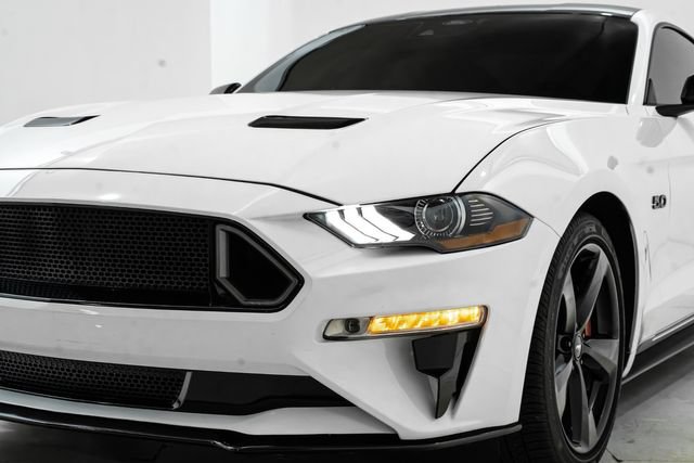 Used 2021 Ford Mustang GT Premium w/ Black Accent Package RWD image 15