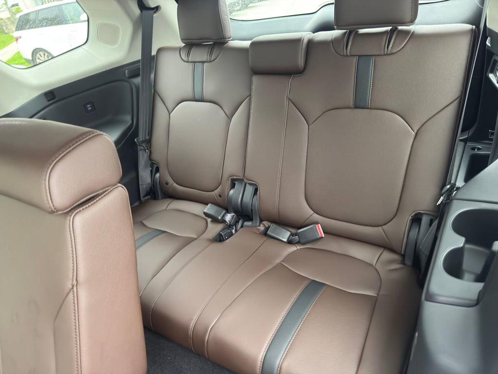 New 2026 Honda Pilot Touring image 11