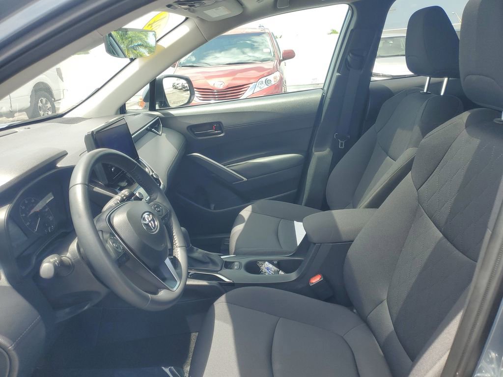 Certified 2024 Toyota Corolla Cross LE w/ Moonroof Package FWD image 14