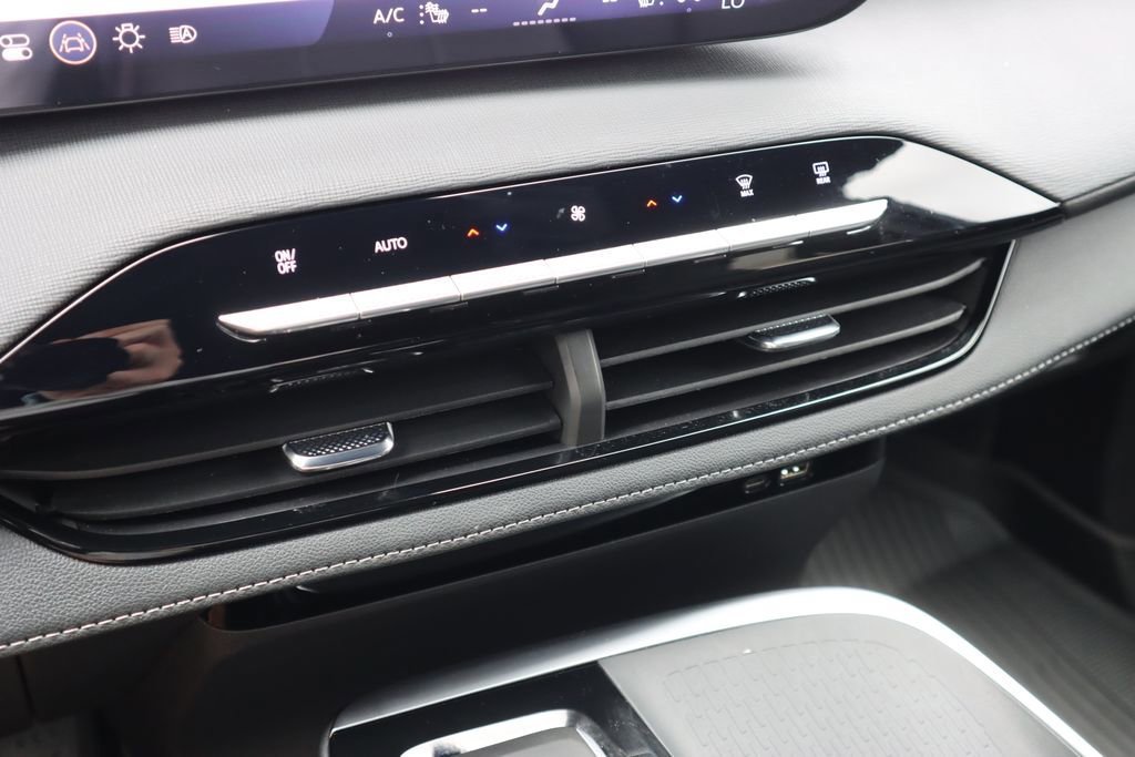 New 2025 Buick Enclave Sport Touring w/ Super Cruise Package FWD image 12
