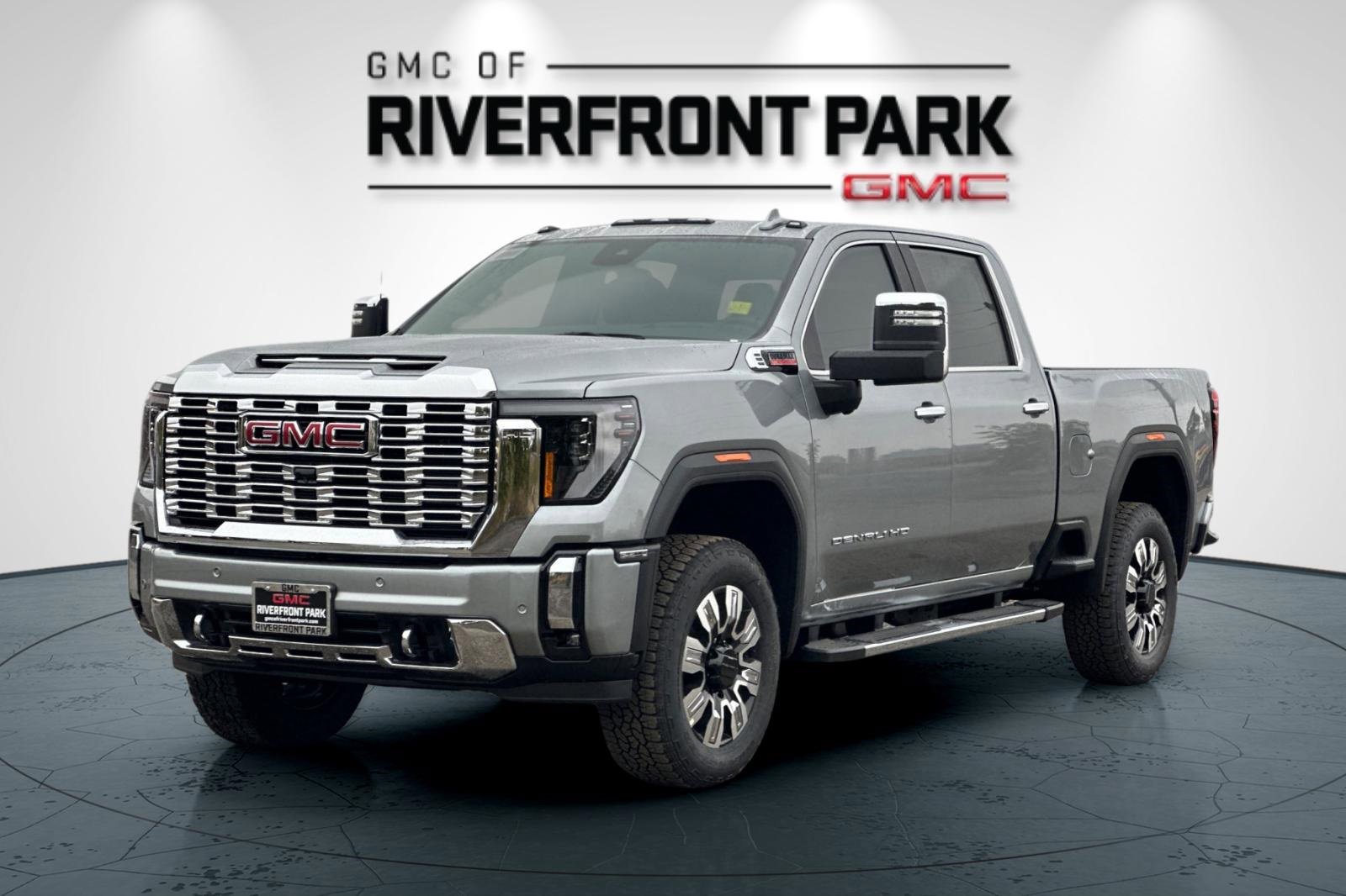 New 2026 GMC Sierra 2500 Denali w/ Denali Reserve Package image 7