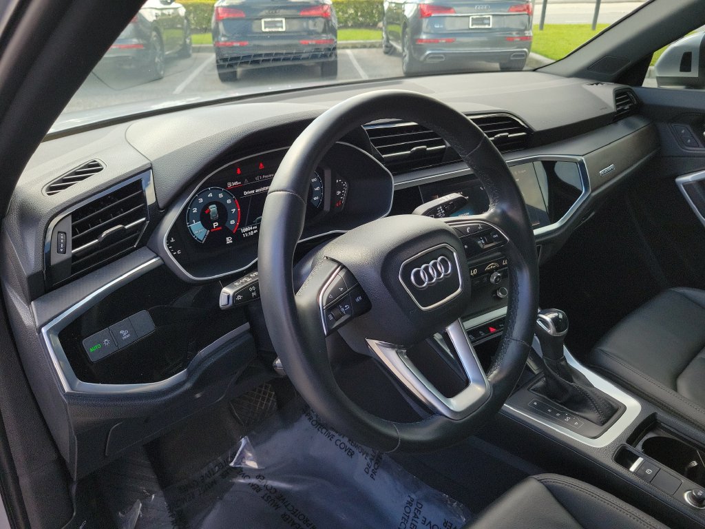 Certified 2024 Audi Q3 2.0T Premium w/ Convenience Package AWD/4WD image 7