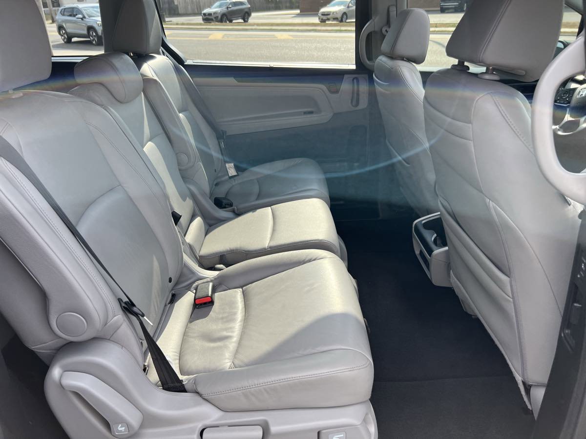 Used 2019 Honda Odyssey EX-L image 17