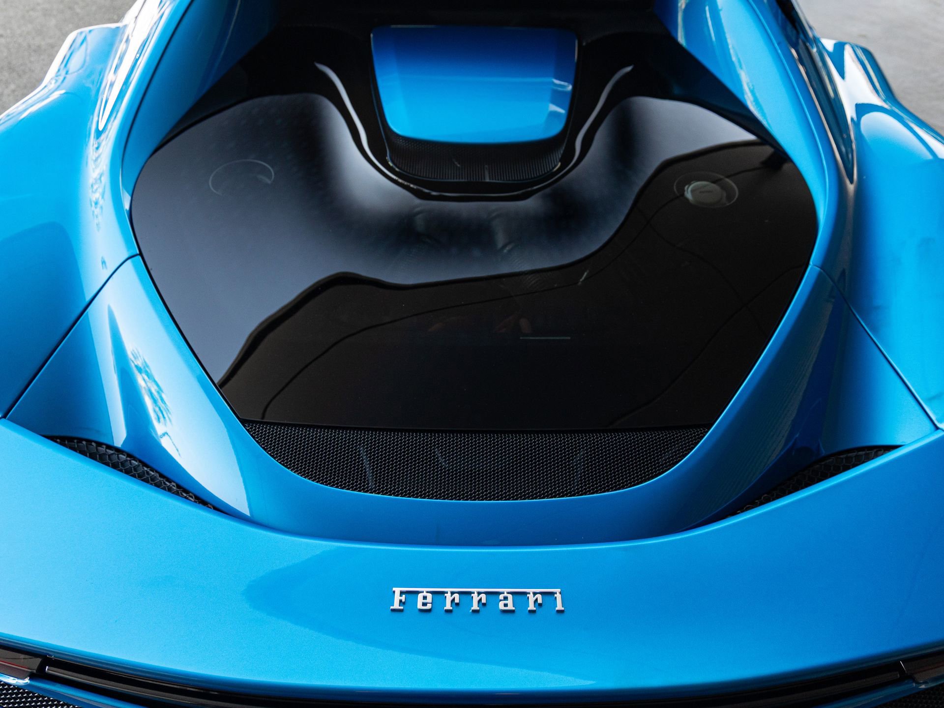 Used 2025 Ferrari 296 GTB image 31