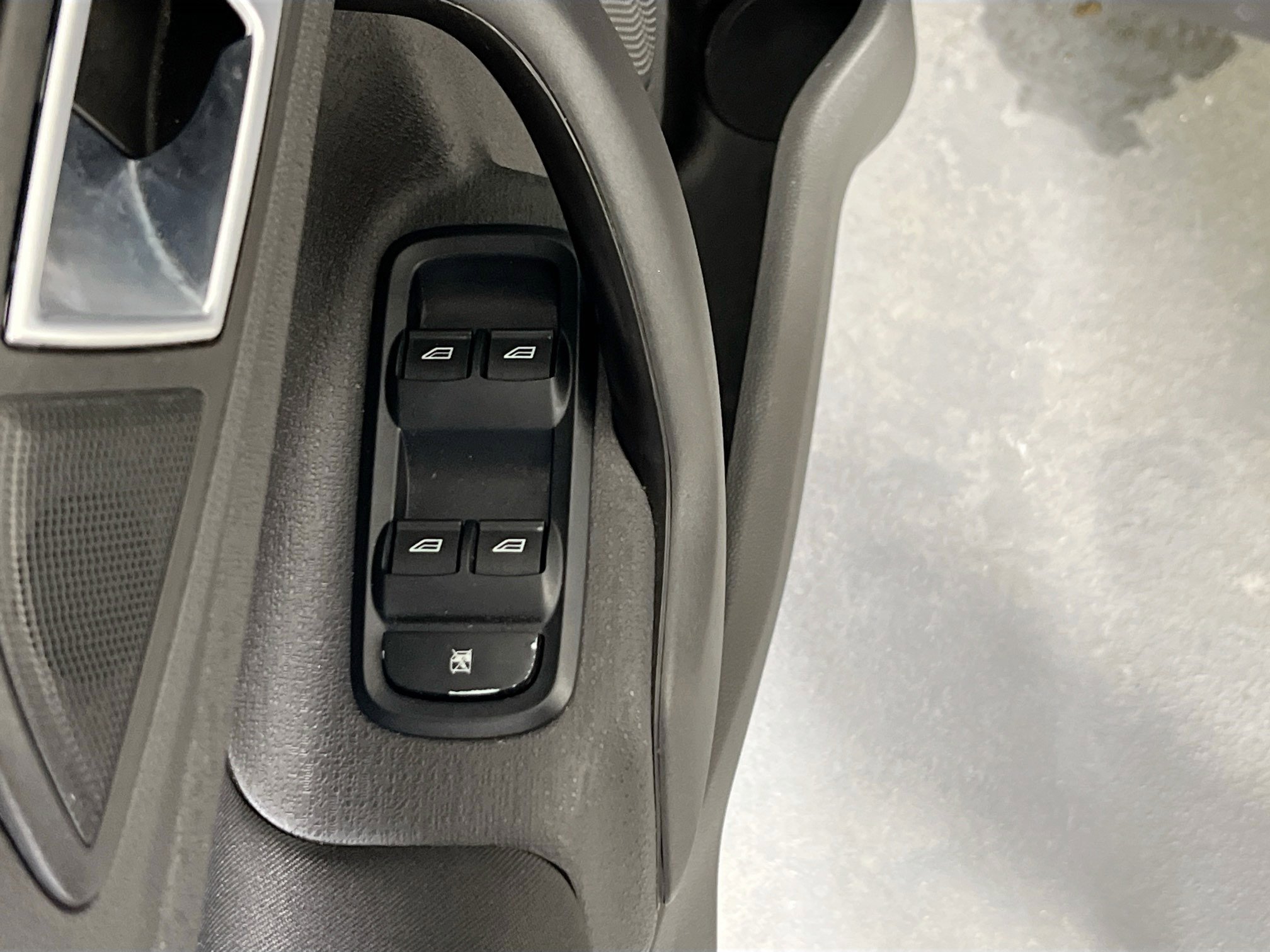 Used 2018 Ford Fiesta ST image 17