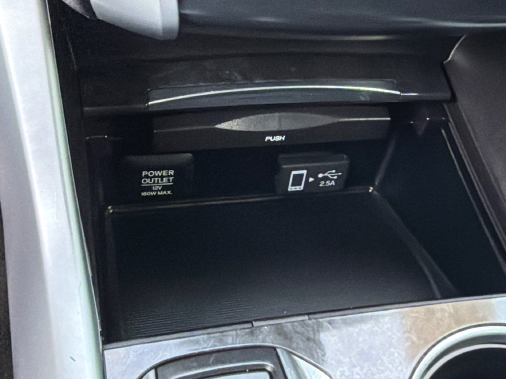 Used 2019 Acura TLX w/ Technology Package FWD image 29