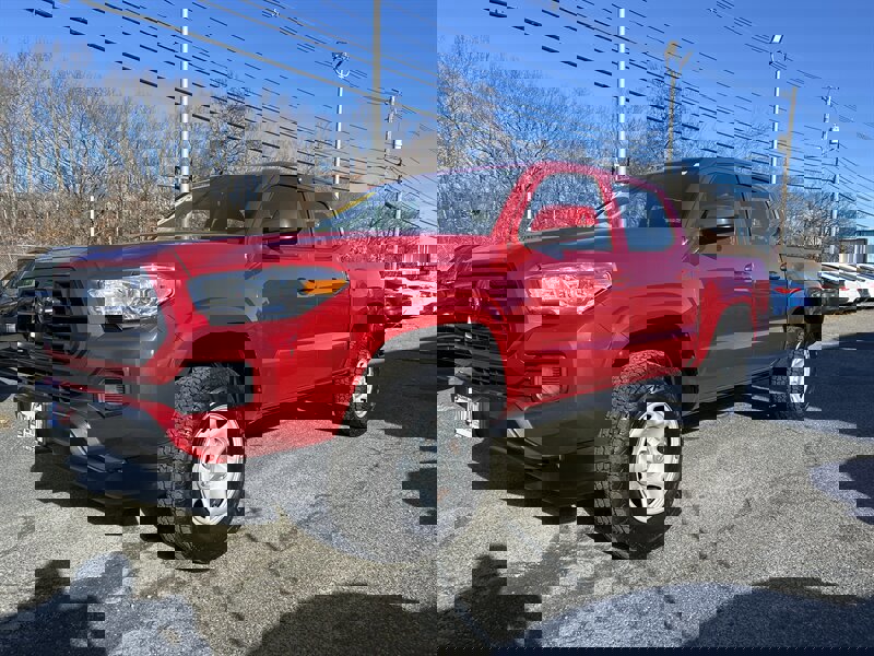 Used 2018 Toyota Tacoma SR