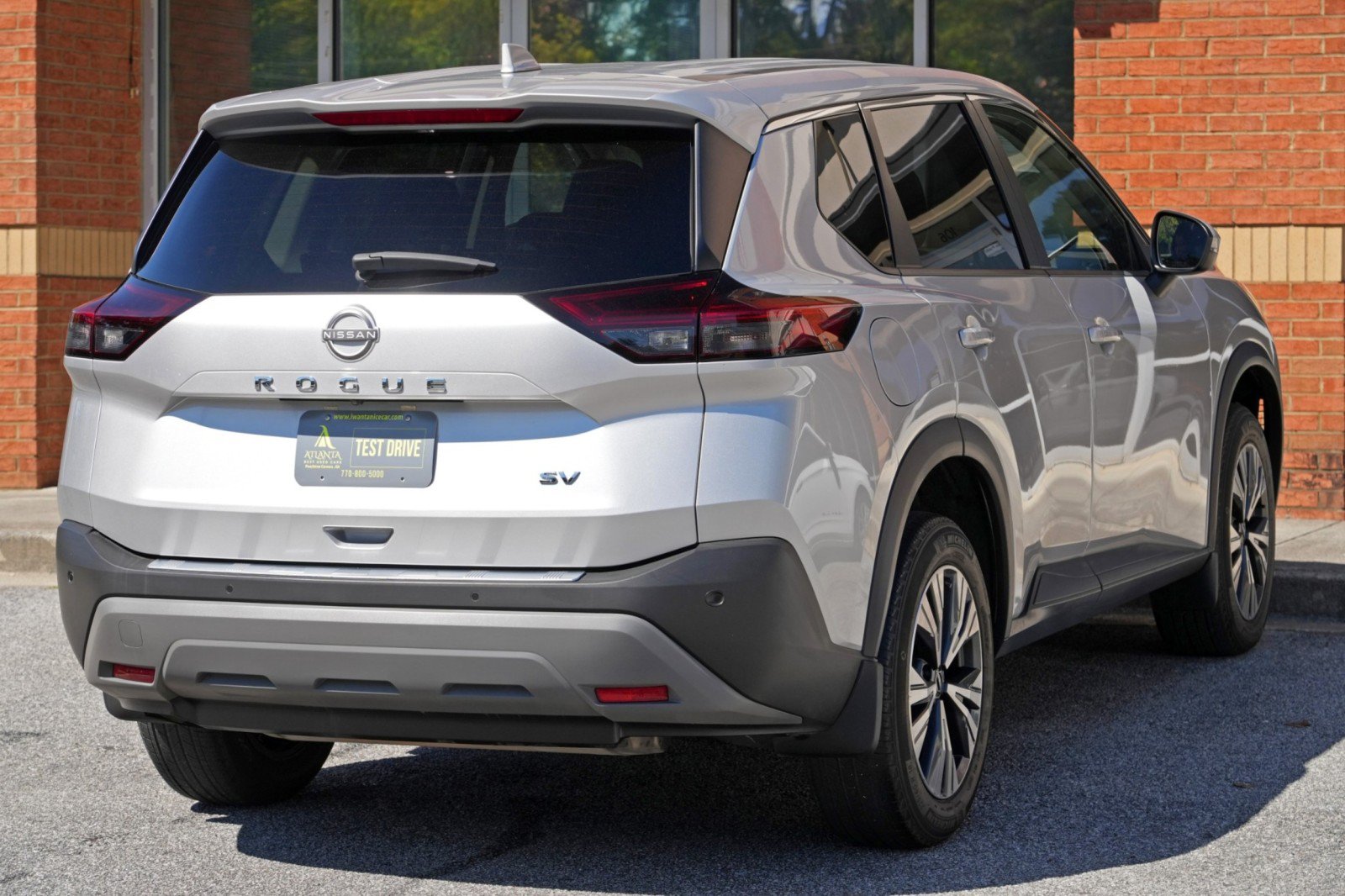 Used 2022 Nissan Rogue SV FWD image 46