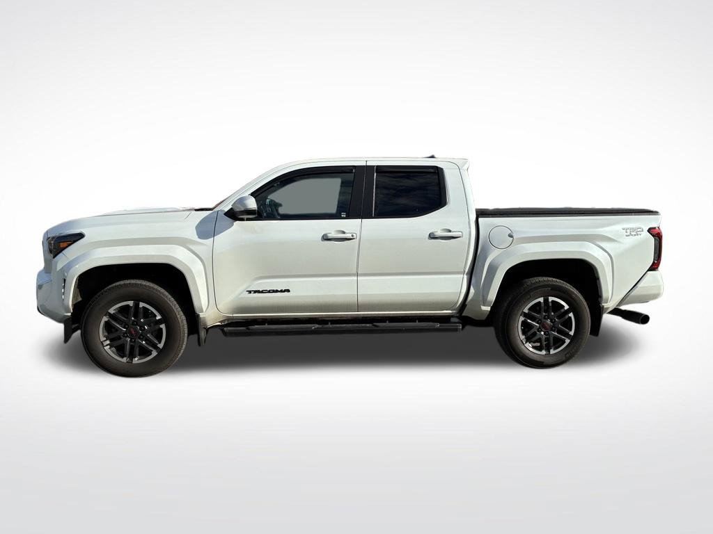 Used 2024 Toyota Tacoma TRD Sport w/ TRD Sport Upgrade Package AWD/4WD image 2