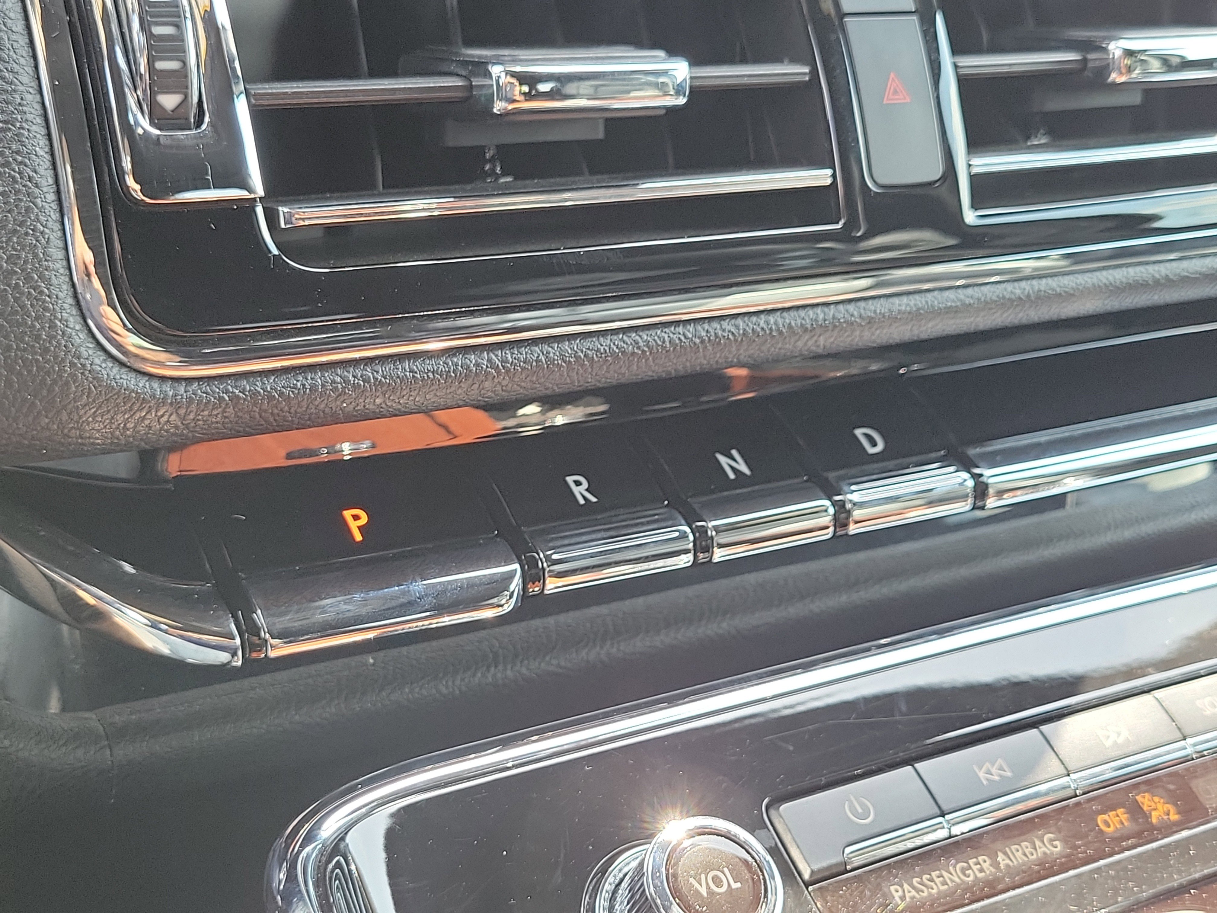 Used 2020 Lincoln Navigator Reserve w/ Equipment Group 208A Reserve image 28