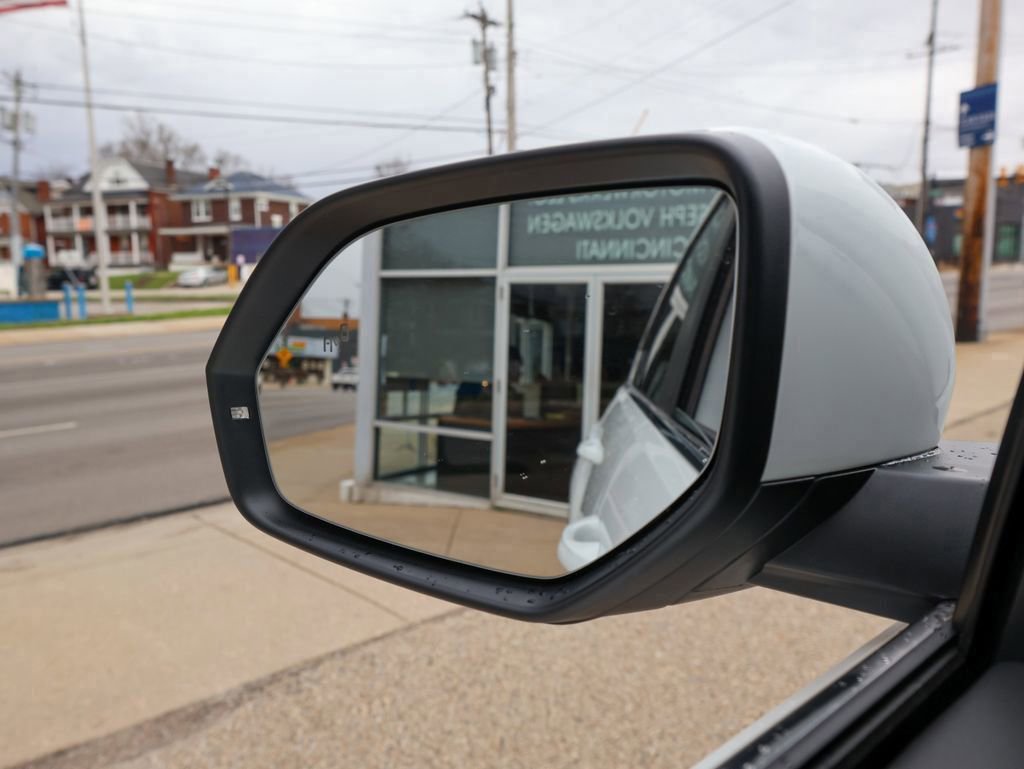 New 2026 Volkswagen Atlas SEL image 25