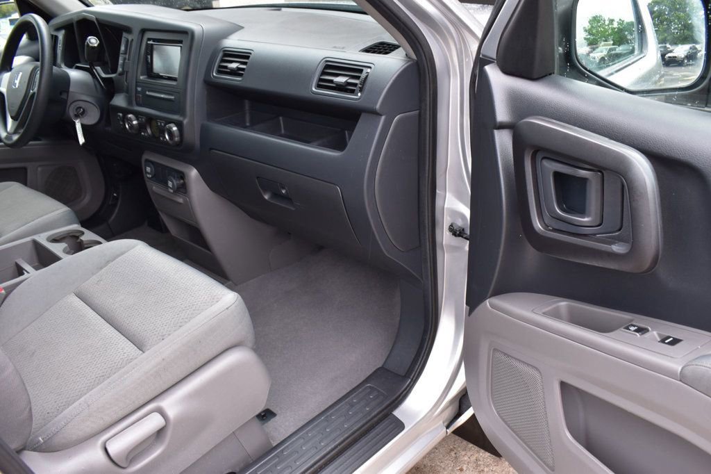 Used 2012 Honda Ridgeline RT image 18