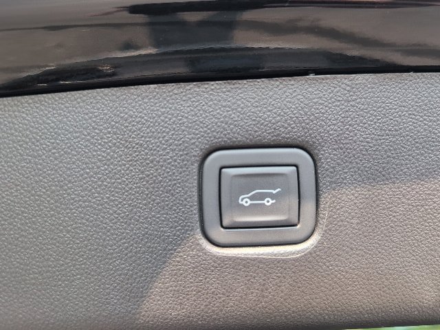 Used 2023 Chevrolet Blazer LT w/ Convenience Package FWD image 37