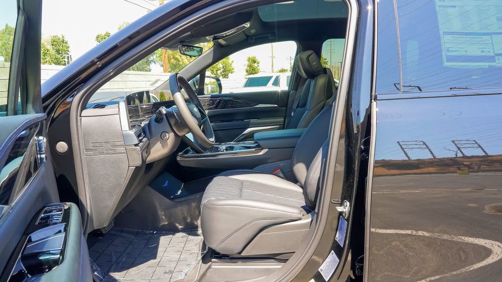Used 2026 Cadillac Escalade IQ Luxury 1 AWD/4WD image 22