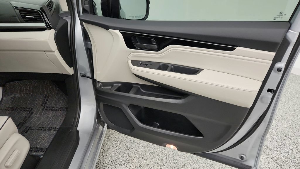 Used 2026 Honda Odyssey Touring image 27