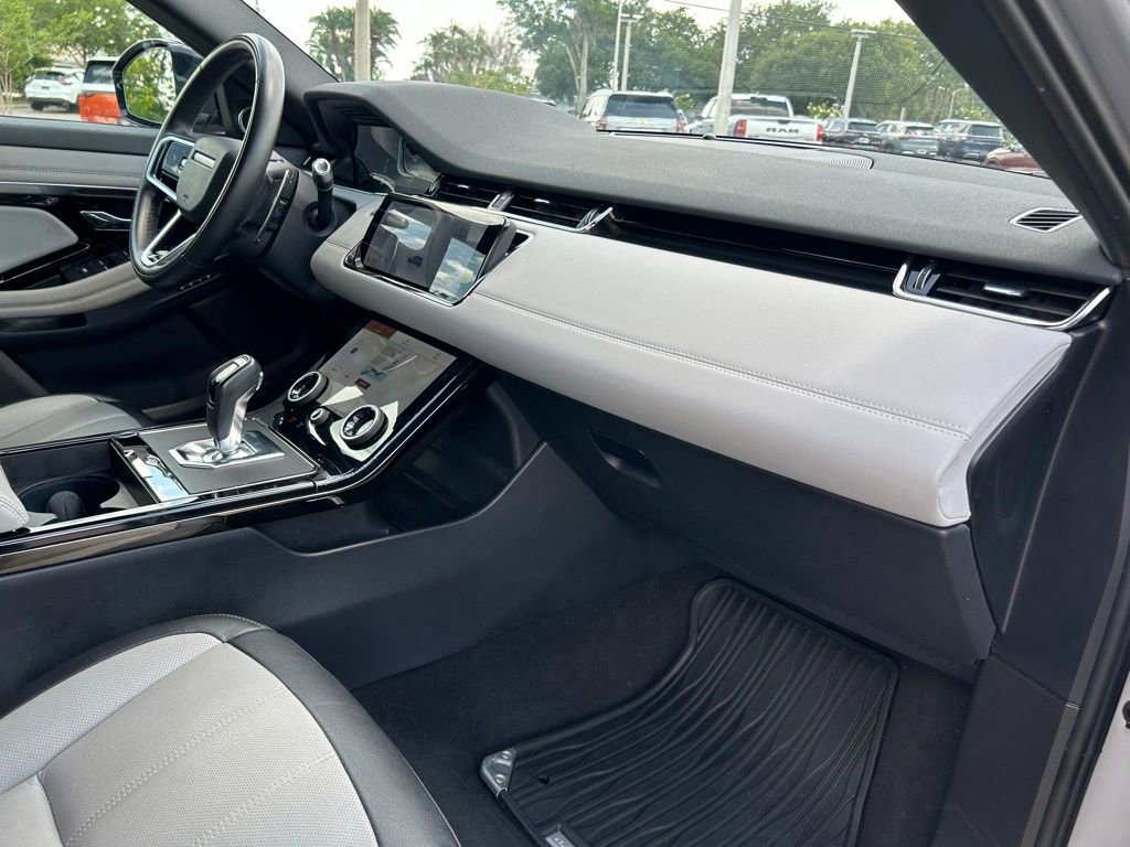 Used 2022 Land Rover Range Rover Evoque R-Dynamic SE AWD/4WD image 41