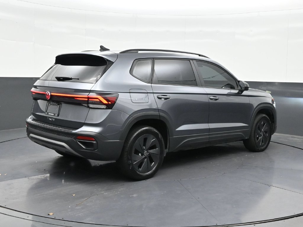 Used 2025 Volkswagen Taos S FWD image 5