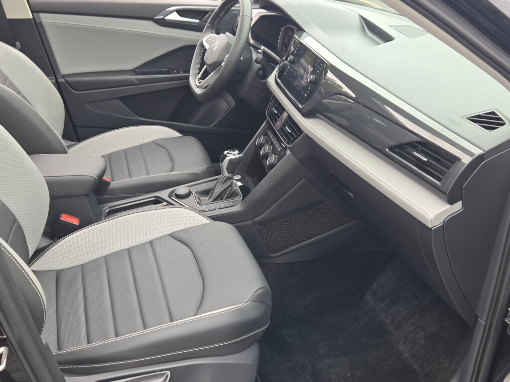 Used 2023 Volkswagen Taos SEL AWD/4WD image 7